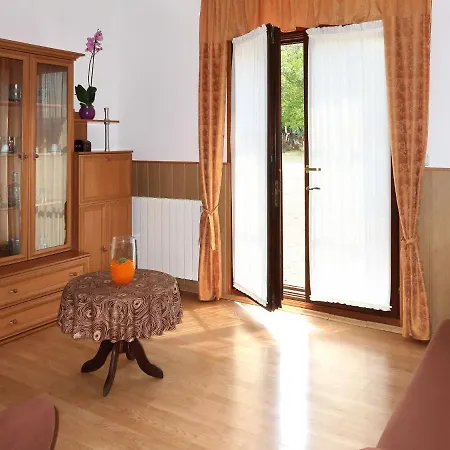 Biletic - Lbn374 By Interhome