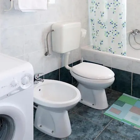 Biletic - Lbn374 By Interhome Appartamento Barban